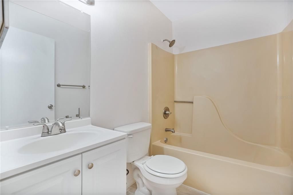 В аренду: $1,695 (3 спален, 2 ванн, 1152 Квадратных фут)