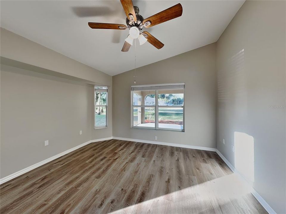 For Rent: $1,699 (3 beds, 2 baths, 1695 Square Feet)