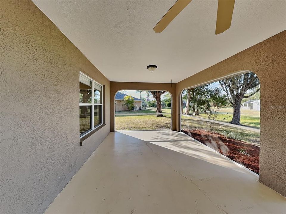 For Rent: $1,699 (3 beds, 2 baths, 1695 Square Feet)