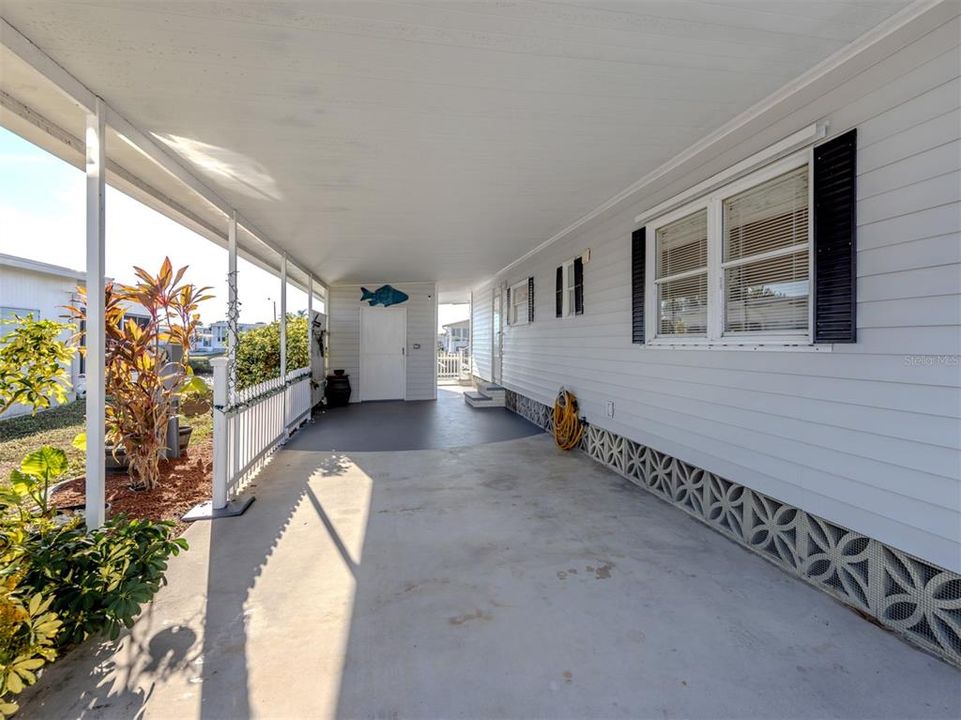 待售: $179,900 (2 贝兹, 2 浴室, 960 平方英尺)