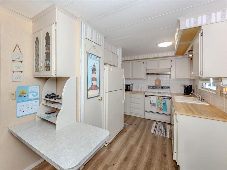 待售: $179,900 (2 贝兹, 2 浴室, 960 平方英尺)