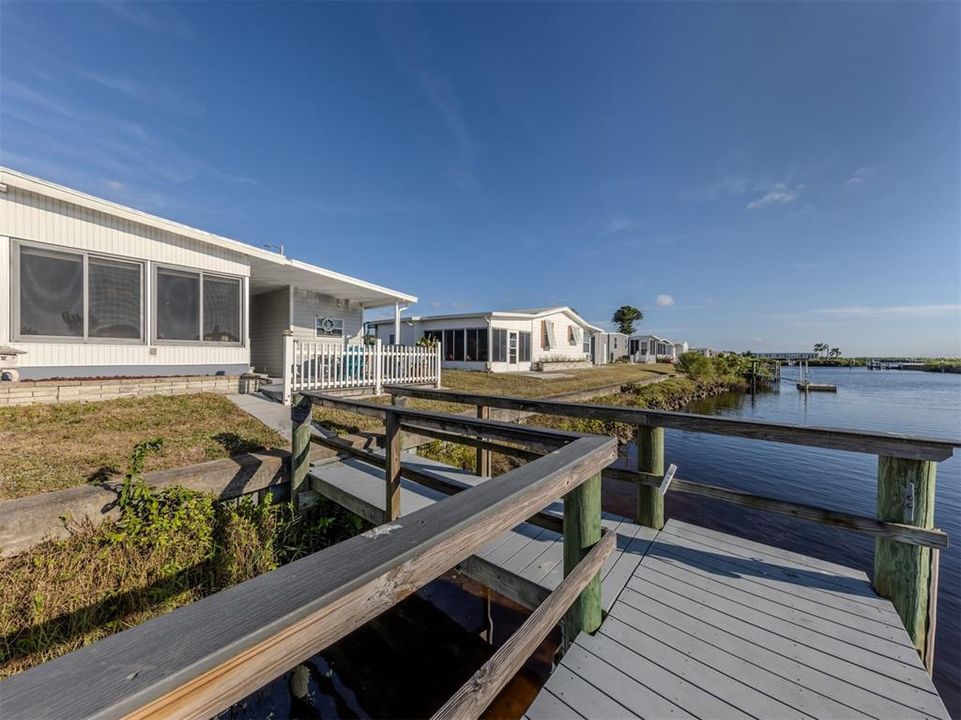 待售: $179,900 (2 贝兹, 2 浴室, 960 平方英尺)