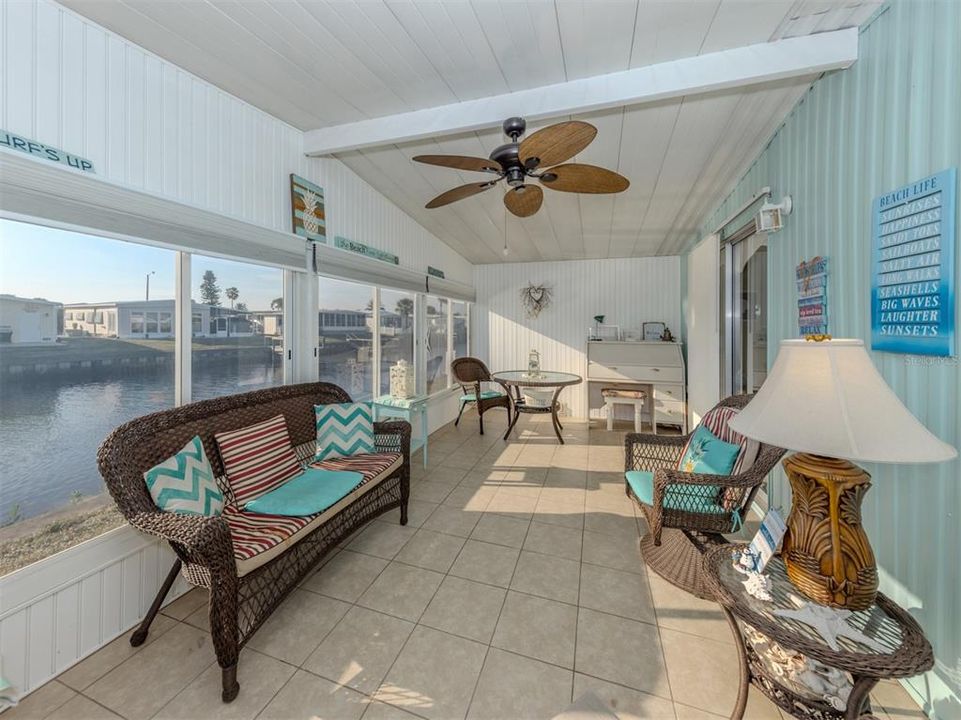 待售: $179,900 (2 贝兹, 2 浴室, 960 平方英尺)