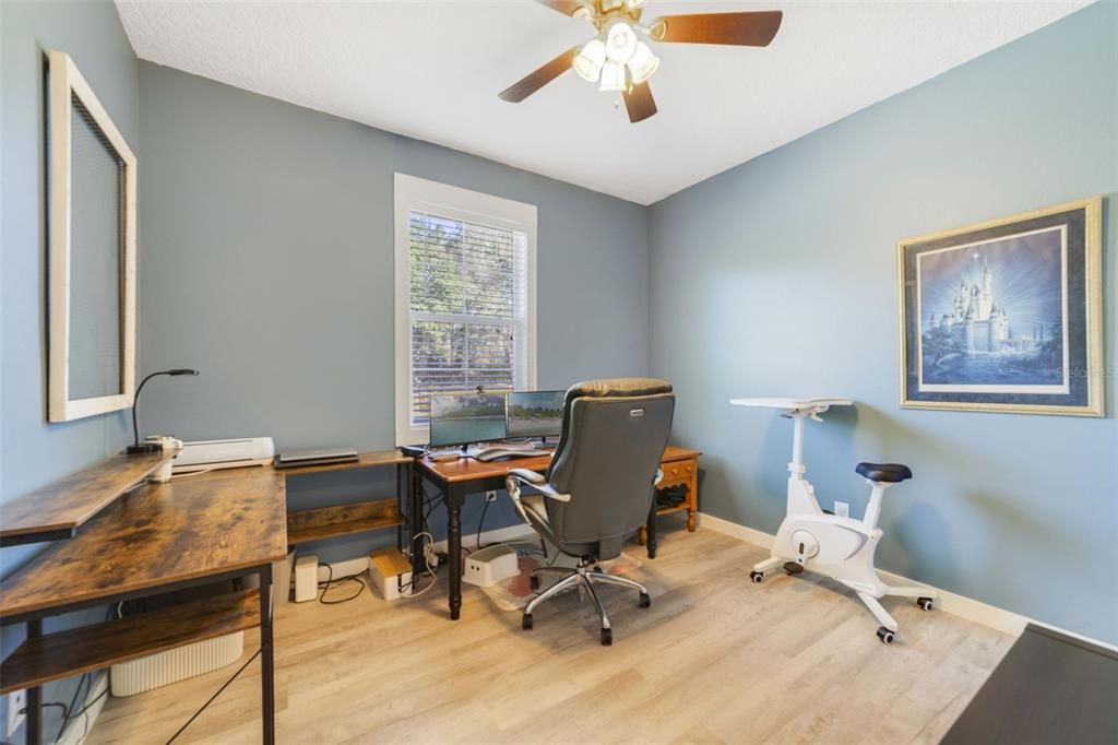 На продажу: $679,000 (4 спален, 3 ванн, 1941 Квадратных фут)