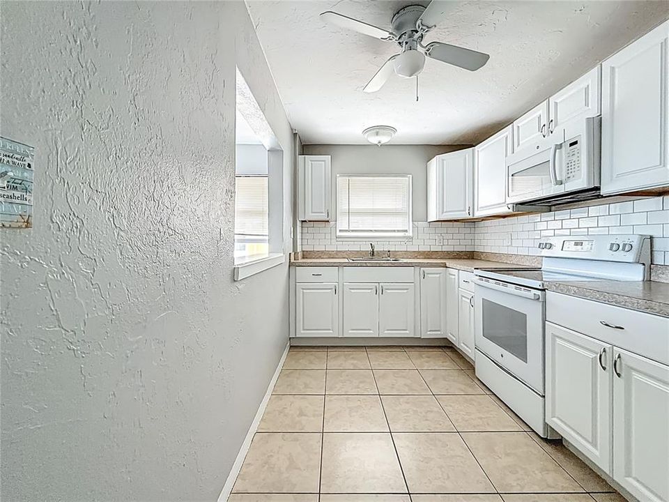 В аренду: $1,875 (1 спален, 1 ванн, 750 Квадратных фут)