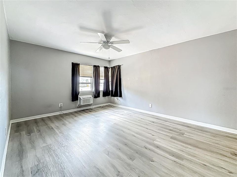 В аренду: $1,875 (1 спален, 1 ванн, 750 Квадратных фут)