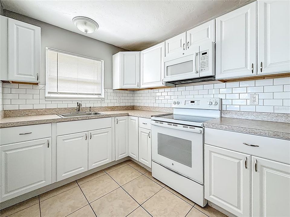 В аренду: $1,875 (1 спален, 1 ванн, 750 Квадратных фут)