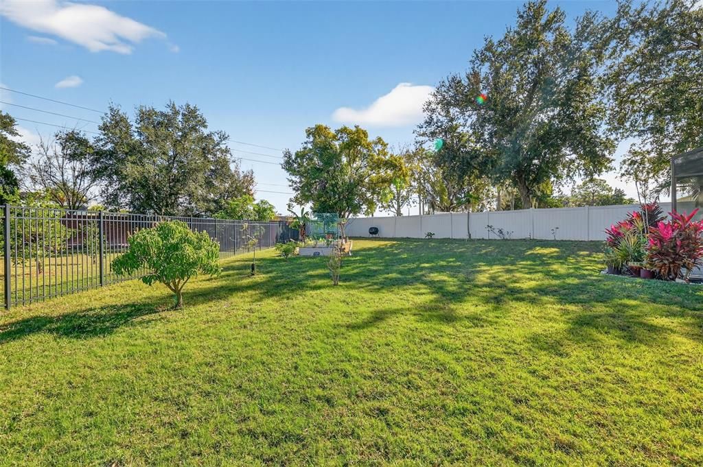 En Venta: $949,900 (4 camas, 4 baños, 3479 Pies cuadrados)