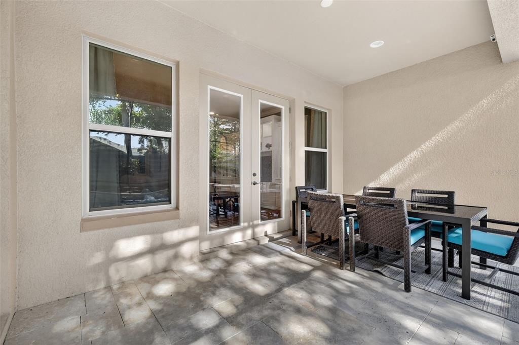 En Venta: $949,900 (4 camas, 4 baños, 3479 Pies cuadrados)