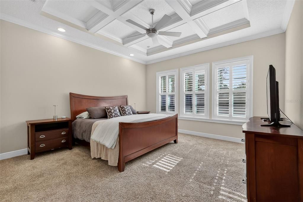 En Venta: $949,900 (4 camas, 4 baños, 3479 Pies cuadrados)