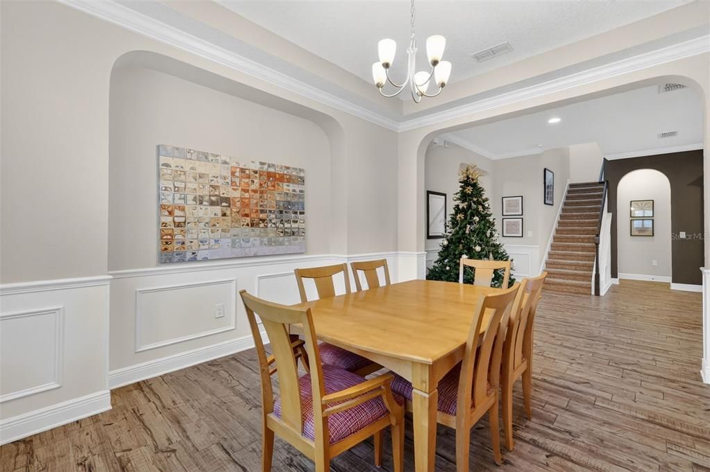 En Venta: $949,900 (4 camas, 4 baños, 3479 Pies cuadrados)