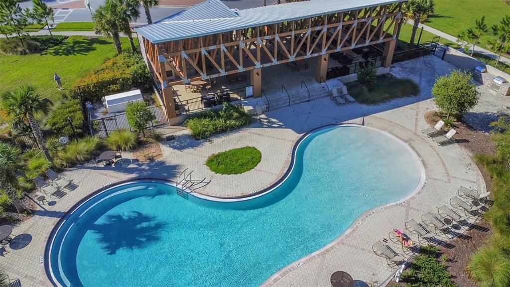 На продажу: $430,000 (5 спален, 2 ванн, 2215 Квадратных фут)