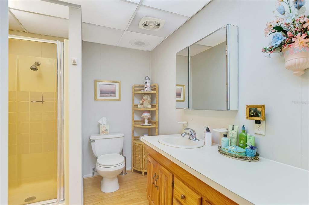 待售: $139,900 (2 贝兹, 2 浴室, 732 平方英尺)