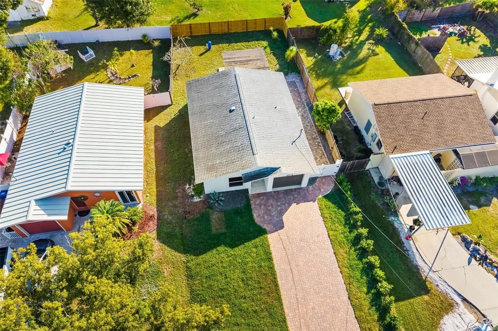 待售: $369,000 (2 贝兹, 1 浴室, 964 平方英尺)