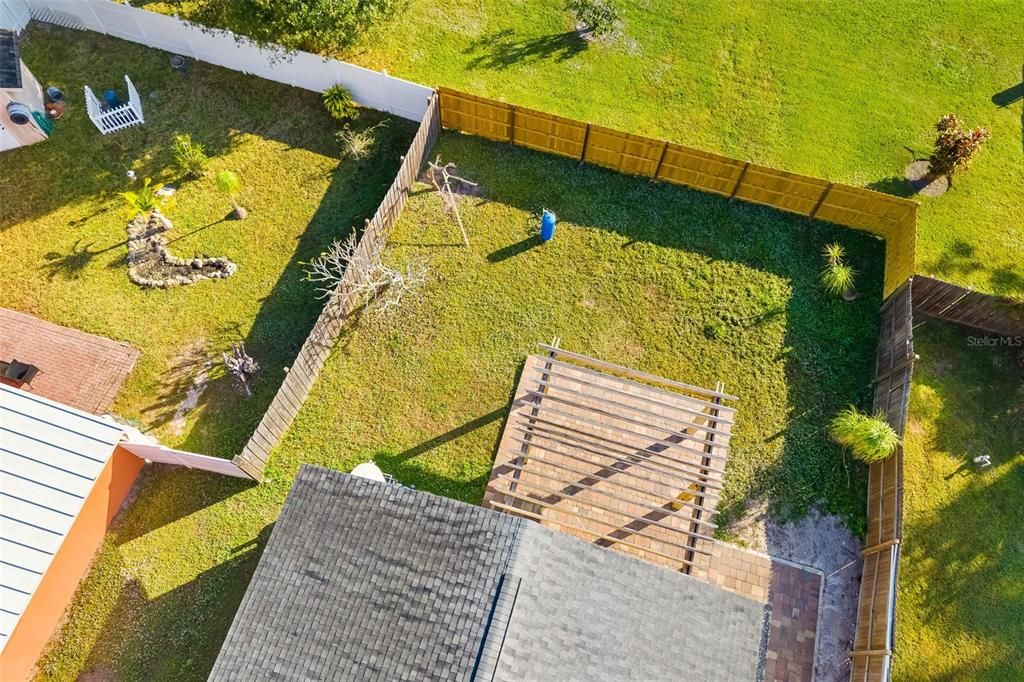 待售: $369,000 (2 贝兹, 1 浴室, 964 平方英尺)