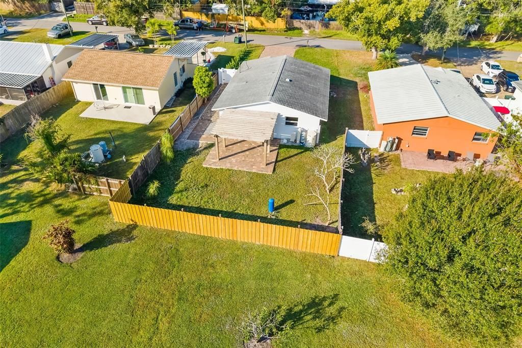 待售: $369,000 (2 贝兹, 1 浴室, 964 平方英尺)