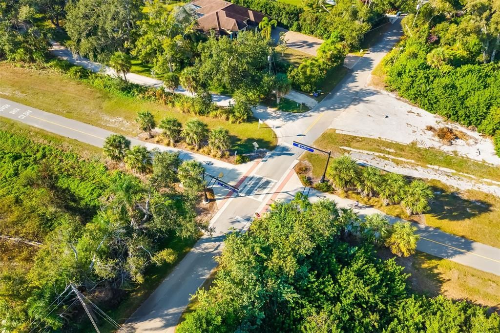 待售: $369,000 (2 贝兹, 1 浴室, 964 平方英尺)