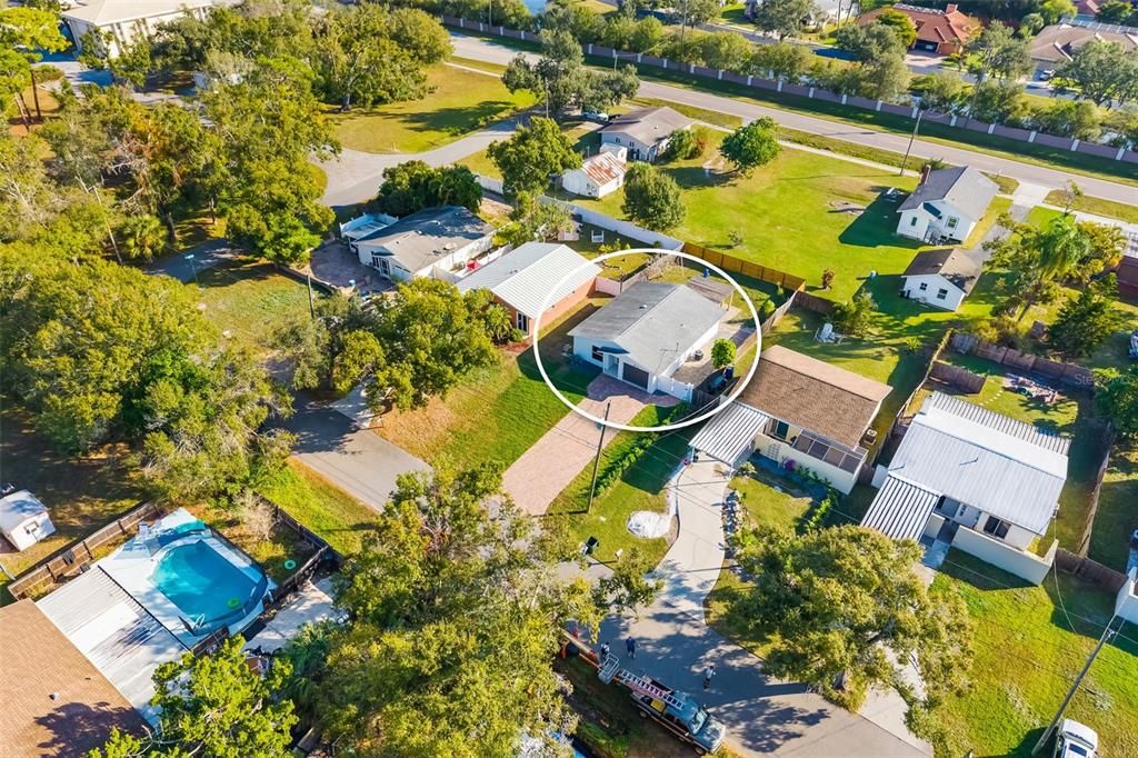 待售: $369,000 (2 贝兹, 1 浴室, 964 平方英尺)