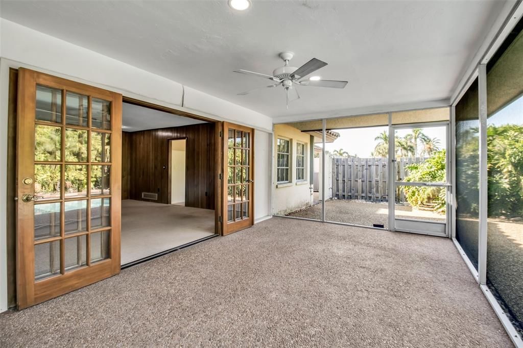 For Sale: $1,850,000 (4 beds, 2 baths, 2365 Square Feet)