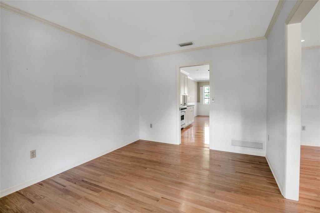 For Sale: $1,850,000 (4 beds, 2 baths, 2365 Square Feet)