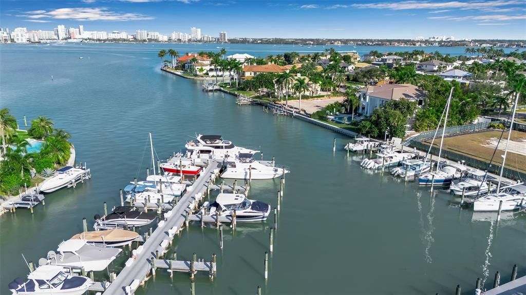 For Sale: $1,850,000 (4 beds, 2 baths, 2365 Square Feet)