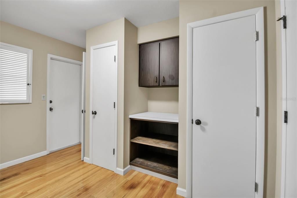 For Sale: $1,850,000 (4 beds, 2 baths, 2365 Square Feet)