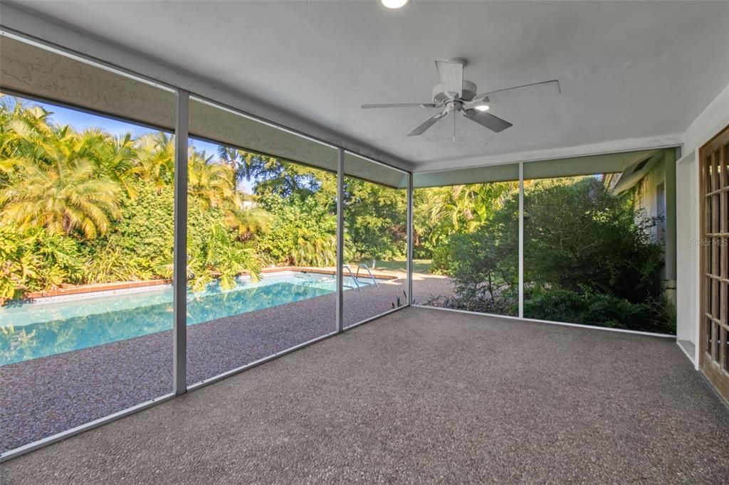 For Sale: $1,850,000 (4 beds, 2 baths, 2365 Square Feet)