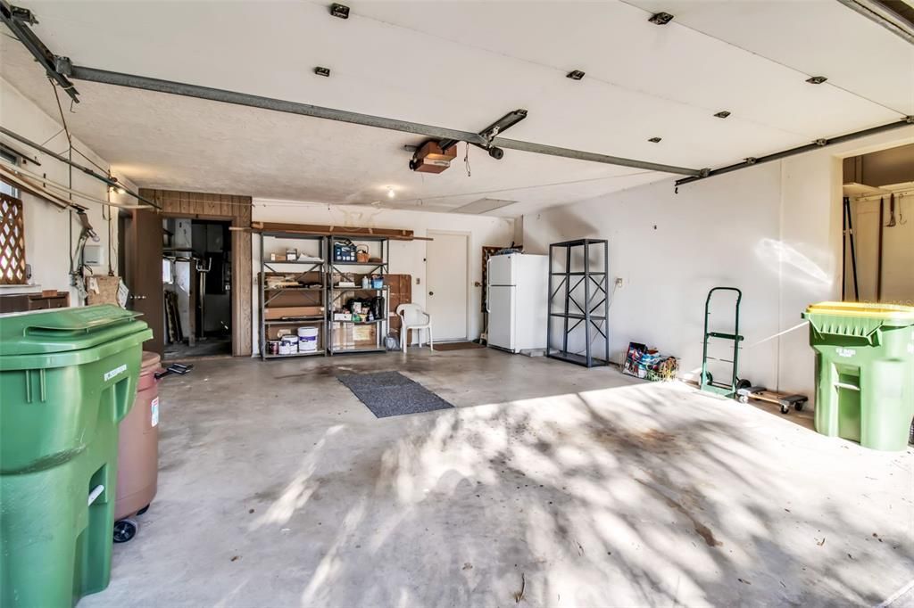 For Sale: $1,850,000 (4 beds, 2 baths, 2365 Square Feet)