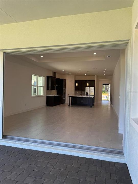 For Sale: $587,000 (4 beds, 3 baths, 2275 Square Feet)