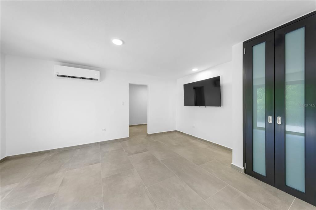 На продажу: $3,500,000 (5 спален, 5 ванн, 6185.24 Квадратных фут)