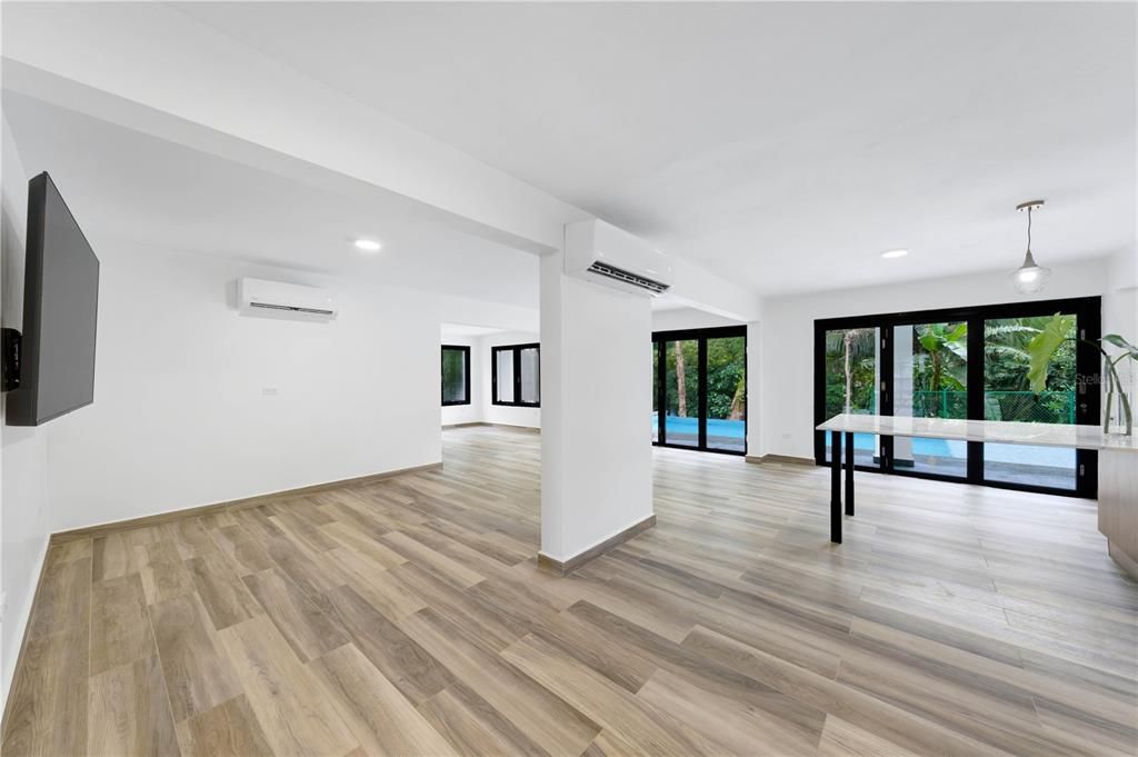 На продажу: $3,500,000 (5 спален, 5 ванн, 6185.24 Квадратных фут)