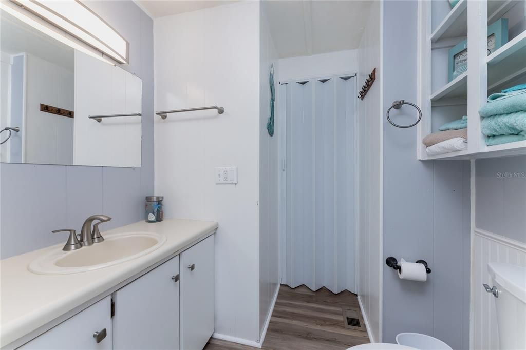 En Venta: $299,000 (2 camas, 2 baños, 1008 Pies cuadrados)