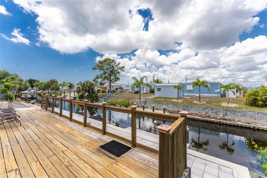 En Venta: $299,000 (2 camas, 2 baños, 1008 Pies cuadrados)