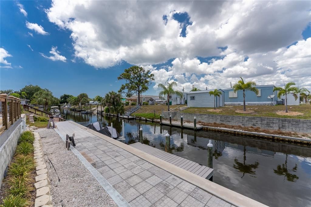 En Venta: $299,000 (2 camas, 2 baños, 1008 Pies cuadrados)