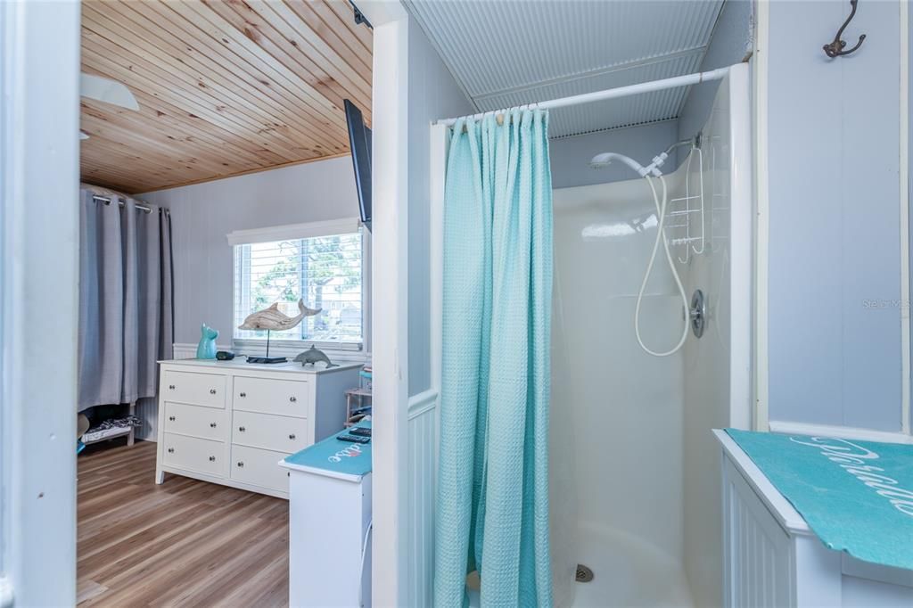 En Venta: $299,000 (2 camas, 2 baños, 1008 Pies cuadrados)