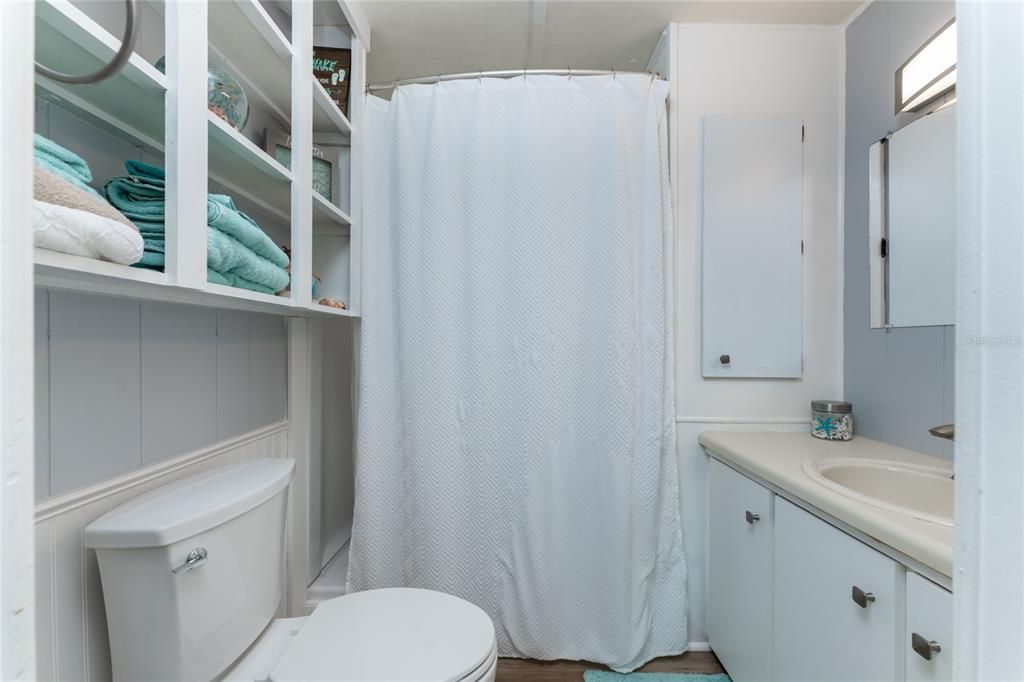 En Venta: $299,000 (2 camas, 2 baños, 1008 Pies cuadrados)