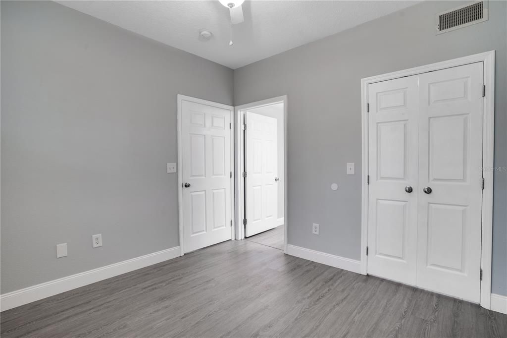 出租: $2,350 (2 贝兹, 2 浴室, 1170 平方英尺)