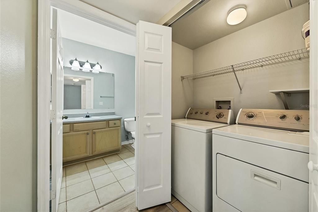 出租: $1,800 (2 贝兹, 2 浴室, 1058 平方英尺)