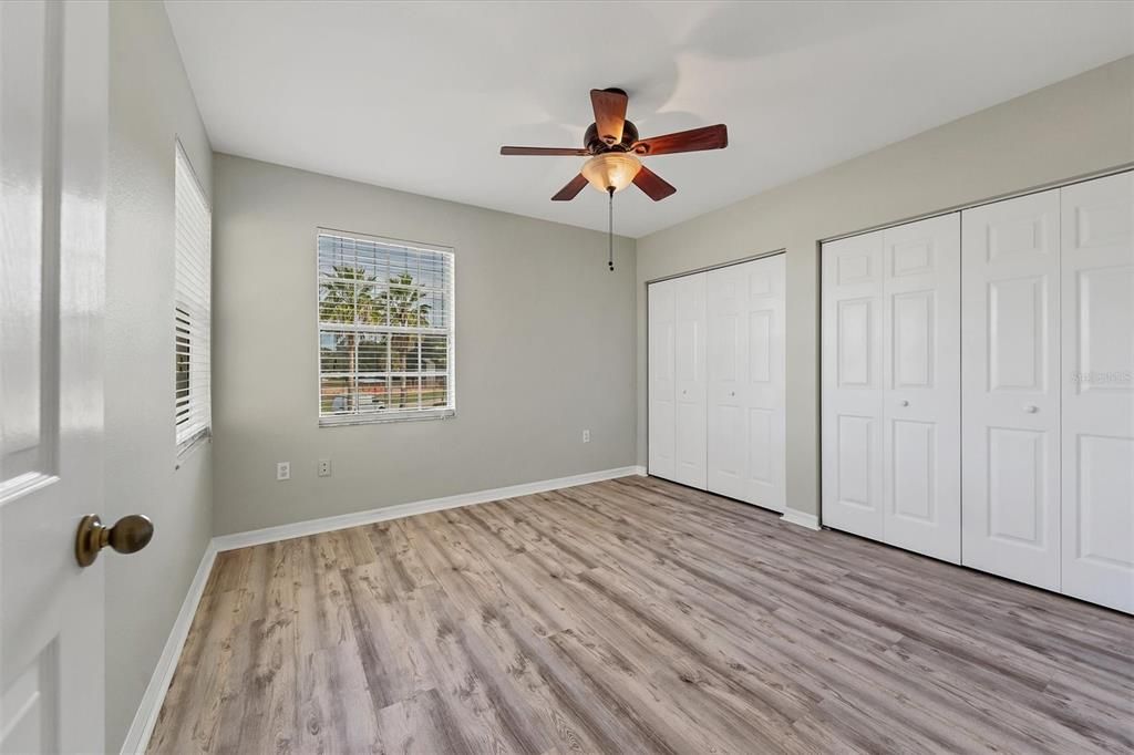 出租: $1,800 (2 贝兹, 2 浴室, 1058 平方英尺)