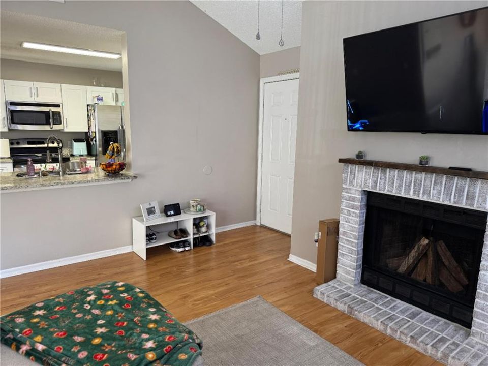 En Renta: $2,100 (3 camas, 2 baños, 1166 Pies cuadrados)