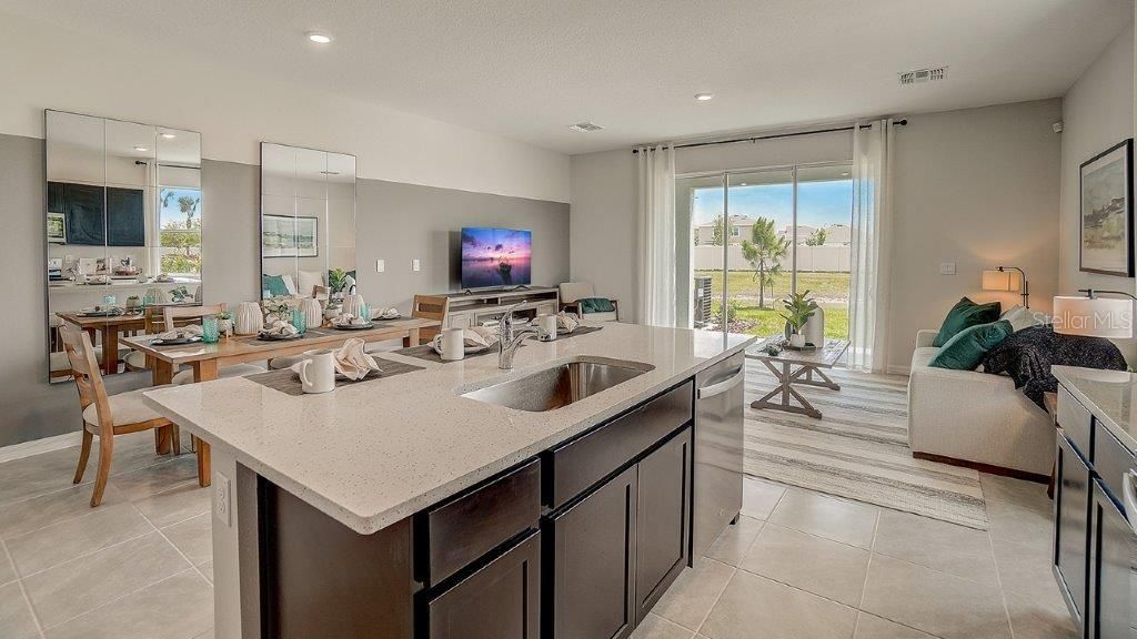 For Sale: $315,990 (3 beds, 2 baths, 1673 Square Feet)