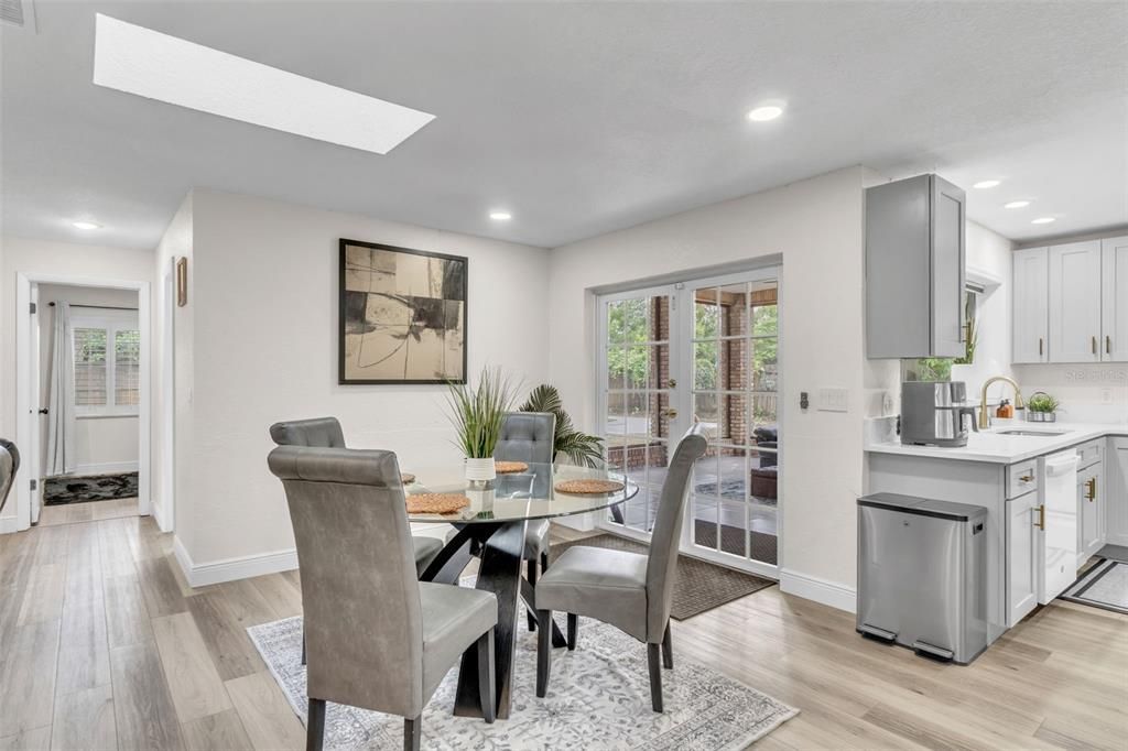 For Sale: $485,000 (4 beds, 2 baths, 1966 Square Feet)