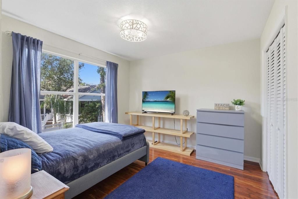 На продажу: $799,000 (3 спален, 2 ванн, 1778 Квадратных фут)