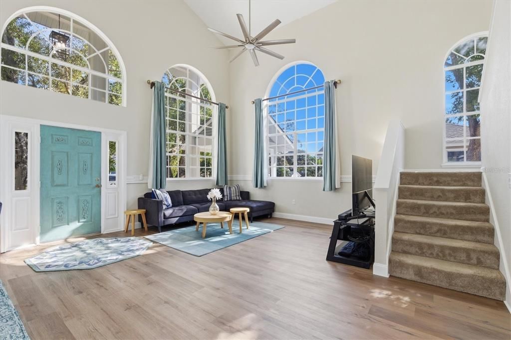 На продажу: $799,000 (3 спален, 2 ванн, 1778 Квадратных фут)