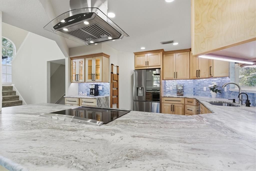 На продажу: $799,000 (3 спален, 2 ванн, 1778 Квадратных фут)