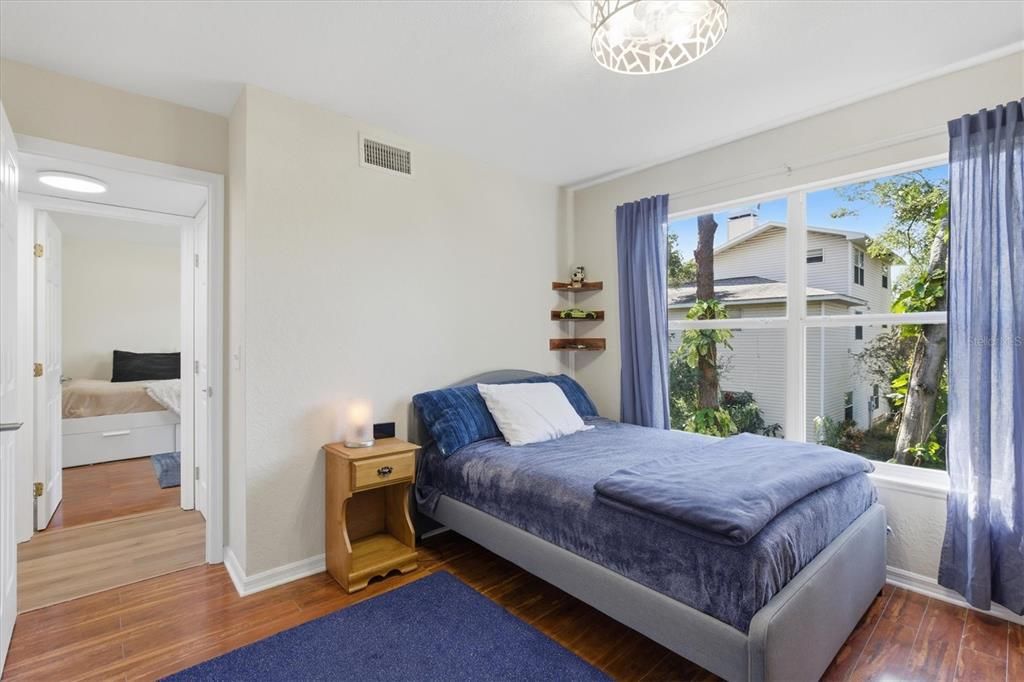 На продажу: $799,000 (3 спален, 2 ванн, 1778 Квадратных фут)