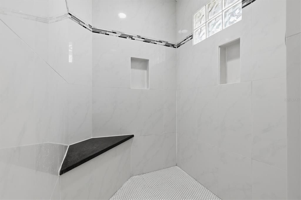 На продажу: $799,000 (3 спален, 2 ванн, 1778 Квадратных фут)