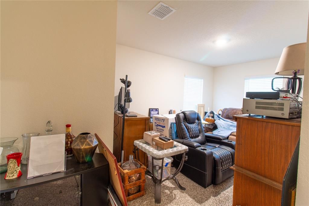 For Rent: $2,500 (4 beds, 2 baths, 1783 Square Feet)