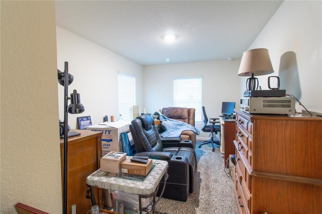 For Rent: $2,500 (4 beds, 2 baths, 1783 Square Feet)