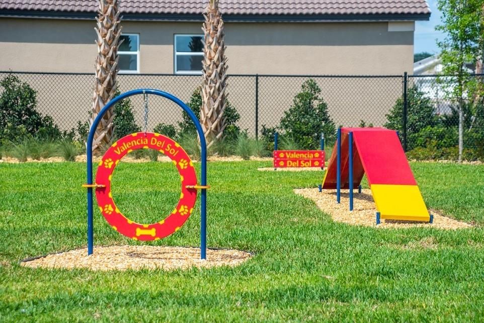 For Sale: $358,000 (2 beds, 2 baths, 1489 Square Feet)